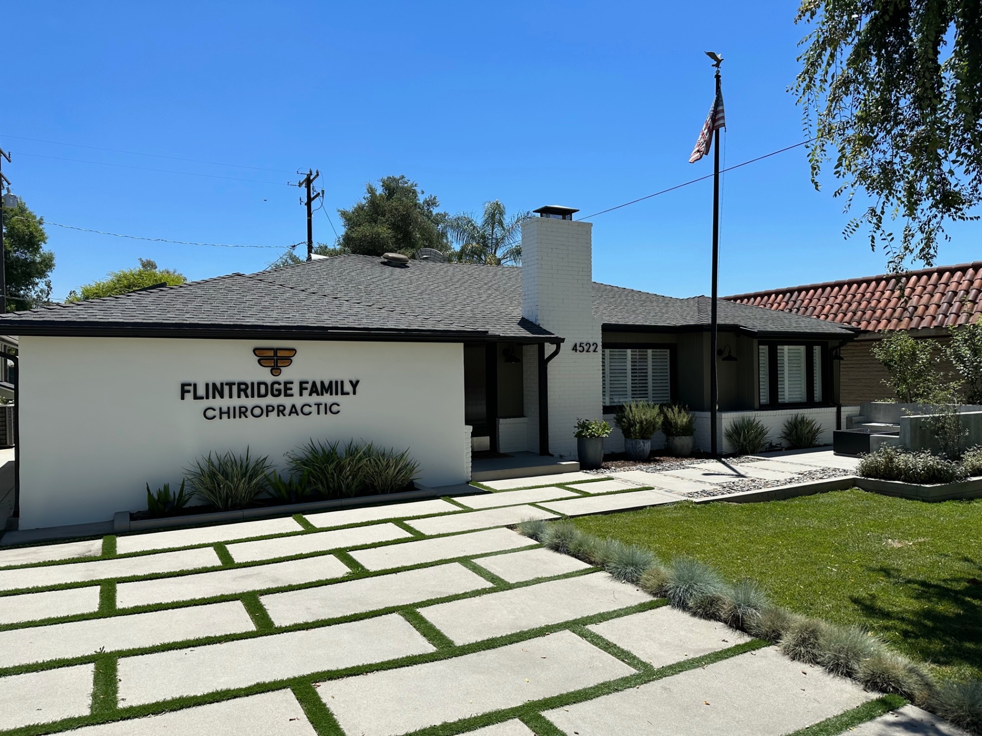 Flintridge Family Chiropractic clinic exterior